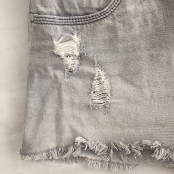 jean shorts - Picture 3 of 5